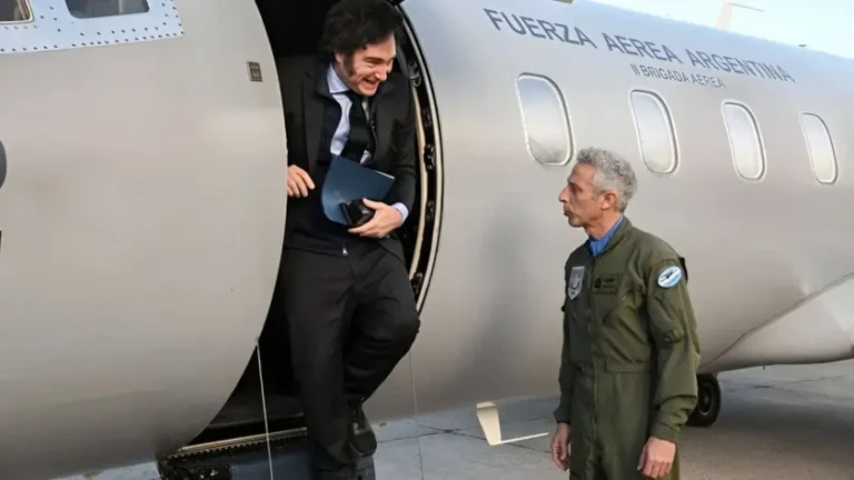 Milei viaja a Los Ángeles para exponer ante la élite global