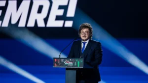 Javier Milei durante un acto en el que habló de inflación