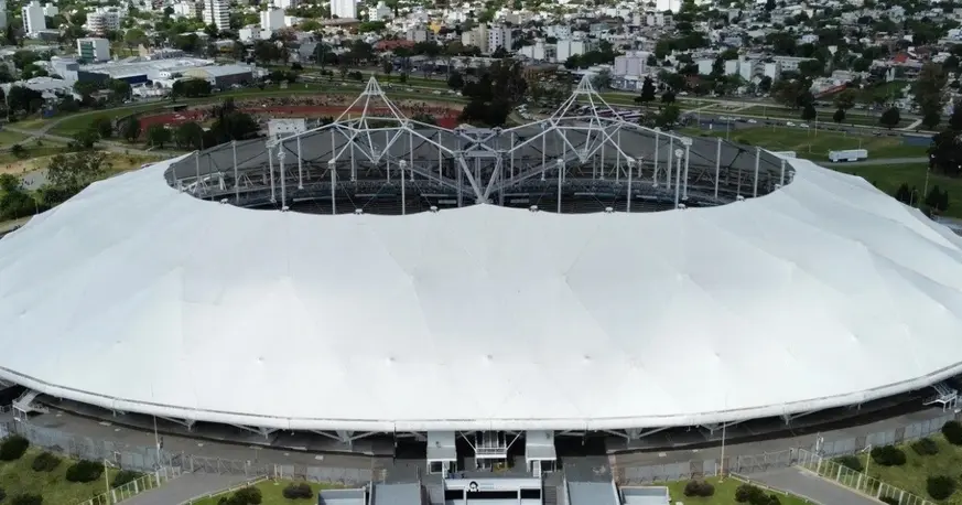 Mundial 2030: La Plata se planta y complica al Gigante