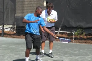 Murió Guillermo Rivas, referente del tenis argentino