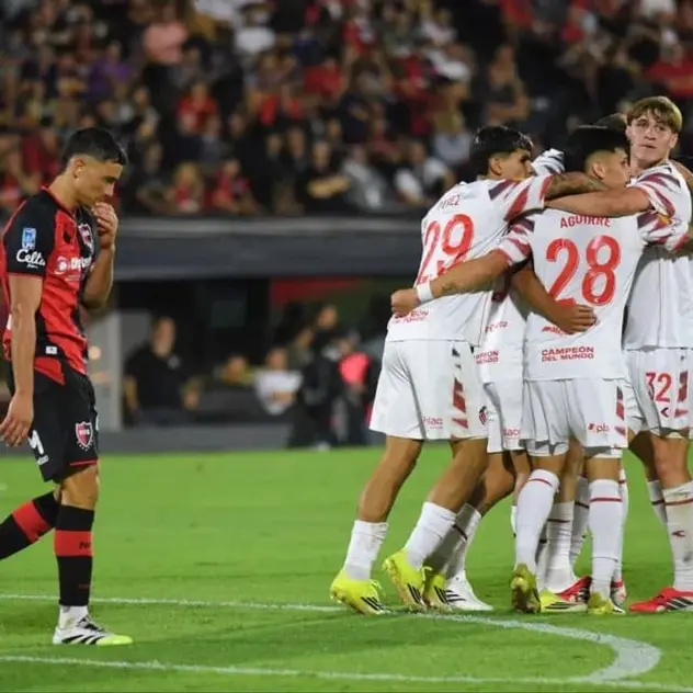 Newell’s cayó ante Estudiantes y se complica antes del clásico