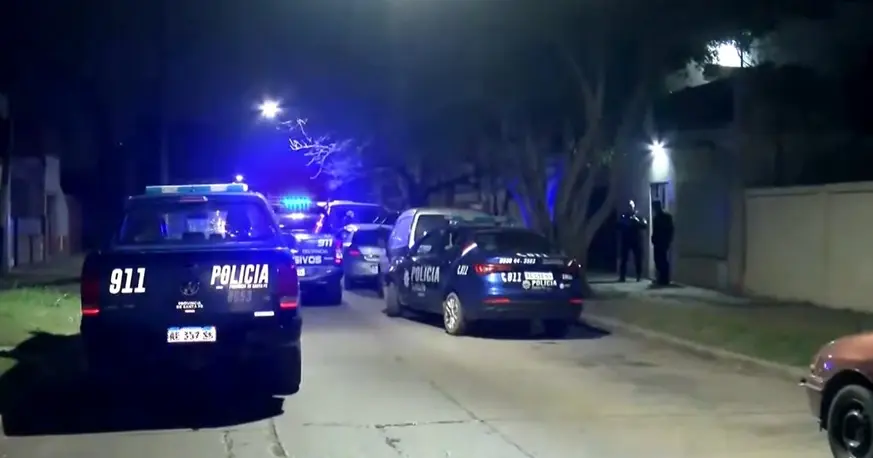 Condenan a policía rosarino por coimas a banda narco