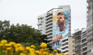 Mural de Lionel Messi en Rosario modernizado