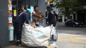 Pobreza en Argentina: advierten freno en la mejora social