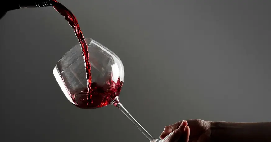 Por qué el consumo de vino toca su piso histórico en Argentina