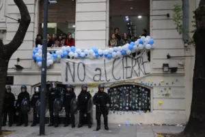 Juan Grabois procesado y embargado por la toma del Instituto Perón