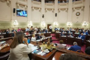 Pullaro logró amplio aval legislativo al pacto con Anses