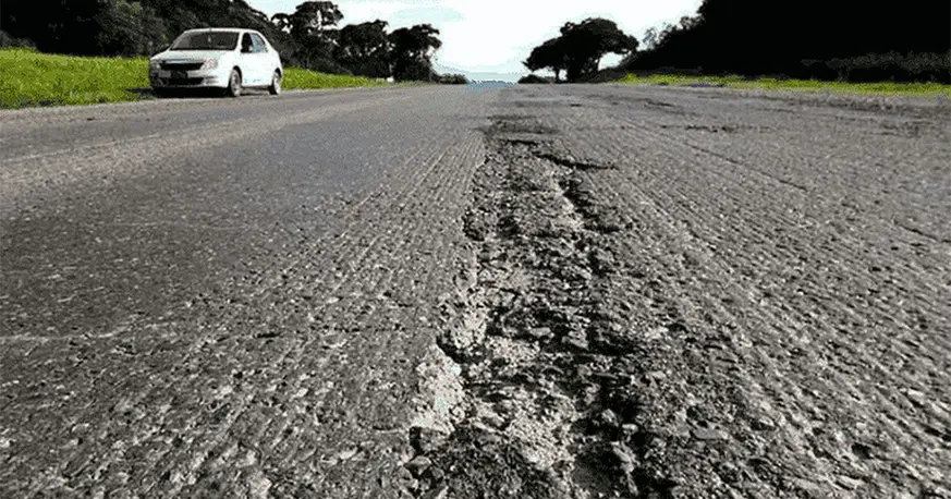 Pullaro reclama claridad por el traspaso de rutas nacionales