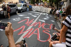 Rosario recuerda el golpe con una agenda de memoria