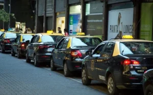 Rosario suma taxis eléctricos, un cambio clave en la flota