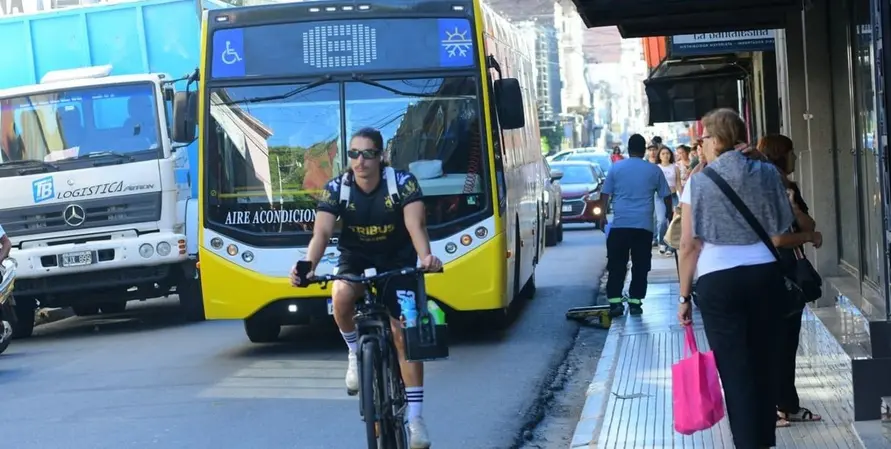 En Santa Fe buscan limitar futuras subas del boleto de colectivo