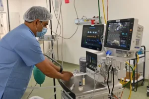 Santa Fe expone el impacto del ajuste nacional en salud pública