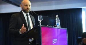 Santa Fe propone ente federal para controlar la Hidrovía Paraná