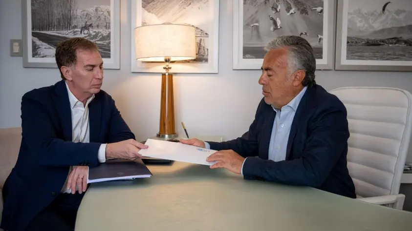 Santilli acelera lazos con gobernadores y suma viaje a Mendoza