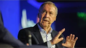 Schiaretti se despega de la reforma de la Ley de Glaciares