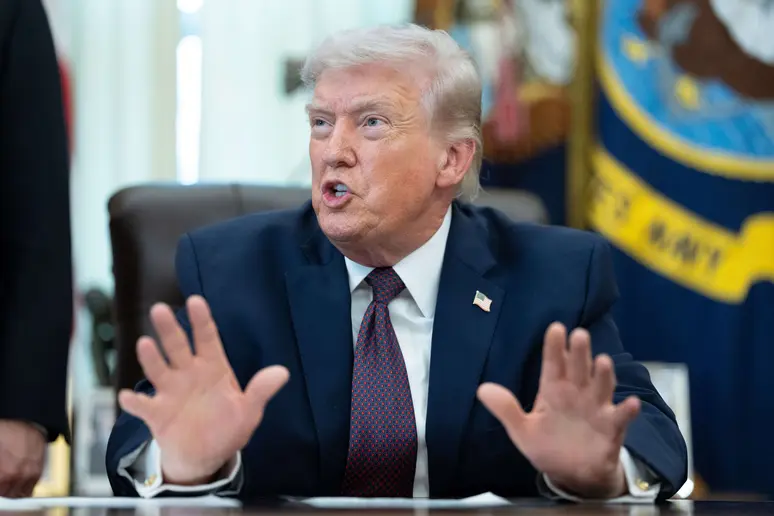 Trump amenaza con sacar a Estados Unidos de la OTAN