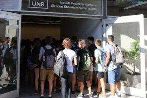 UNR abre inscripción al Preuniversitario 2027 virtual y gratuito