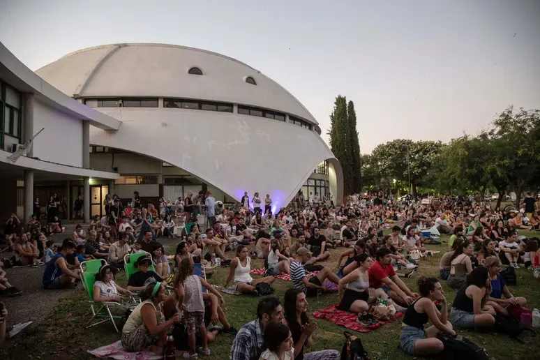 Vuelven los Atardeceres Científicos al Planetario de Rosario